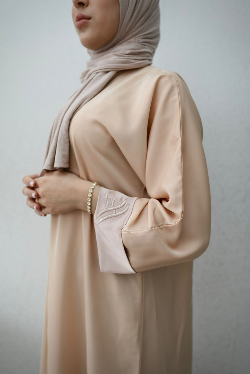 Dubai Amore Beige Elegance Dress